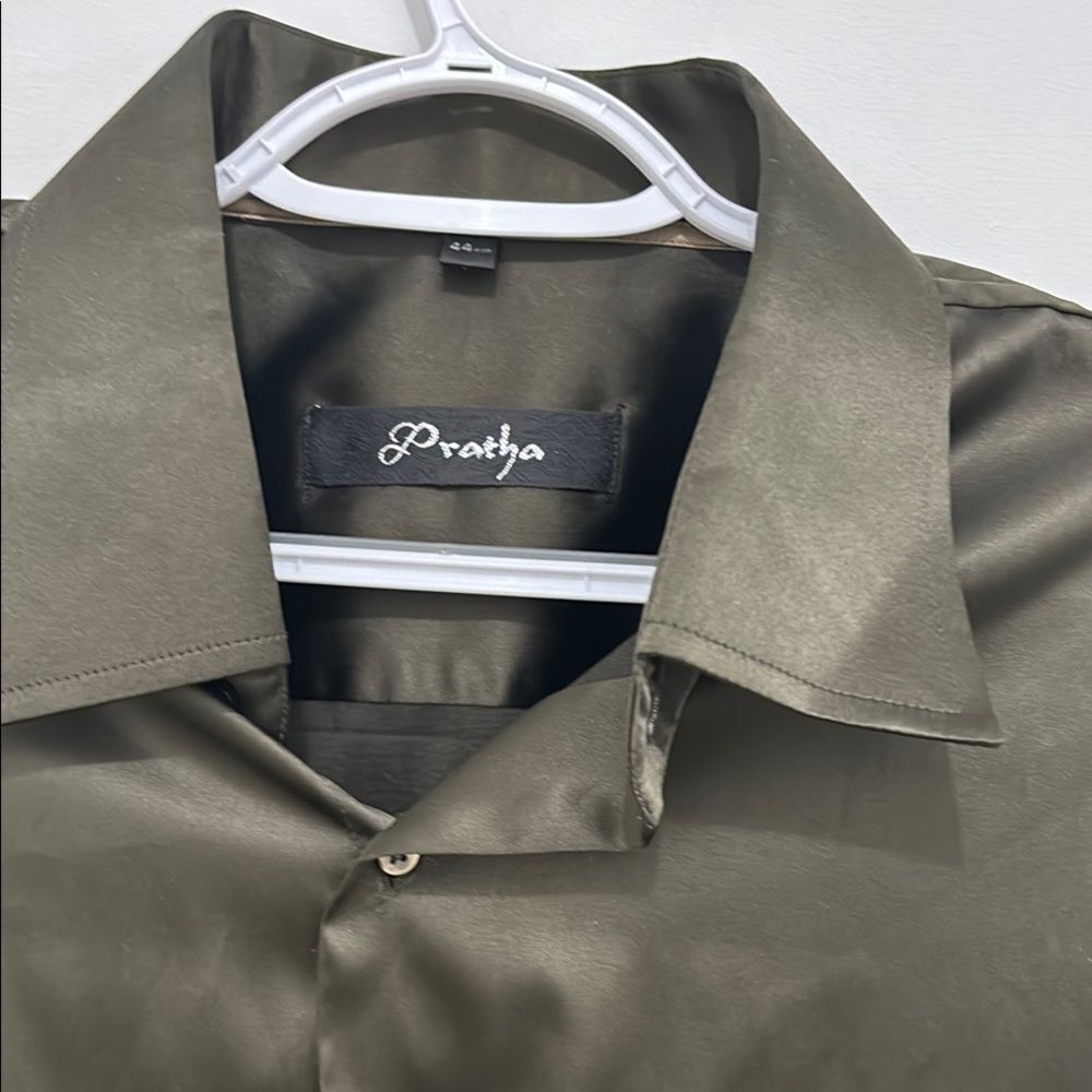 Men's Black Shirt - Picture 2 of 3